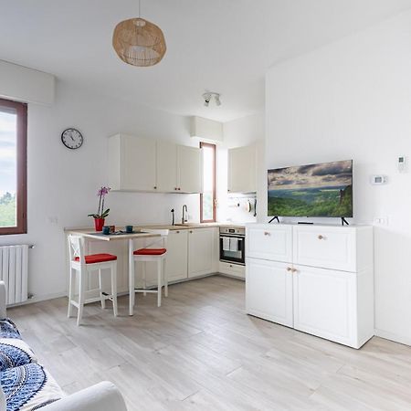 House Maga - By Host4U Lägenhet Brescia Exteriör bild