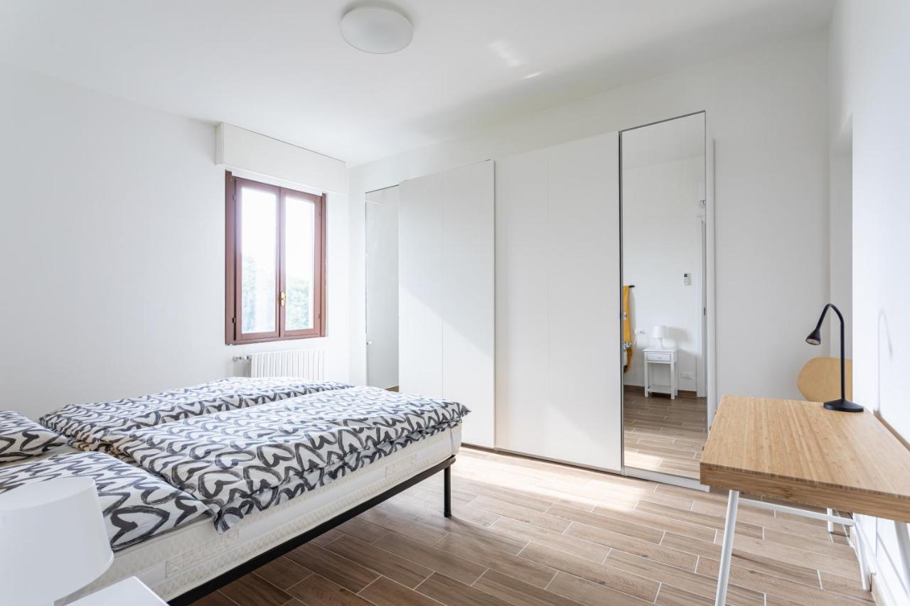 House Maga - By Host4U Lägenhet Brescia Exteriör bild